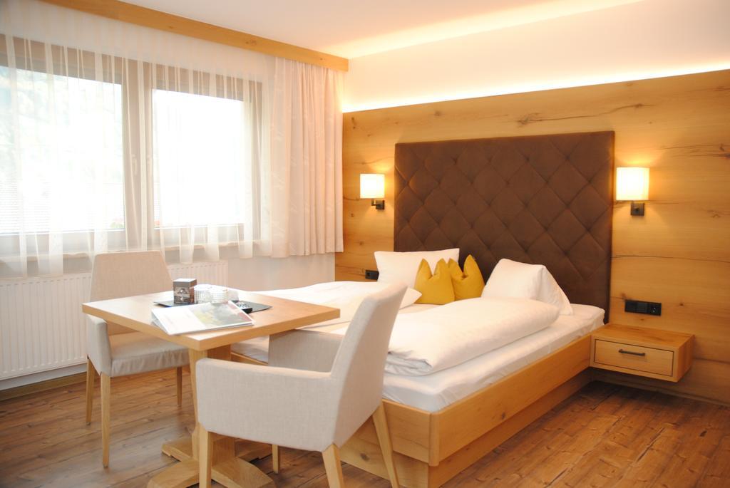 Gaestehaus Pirker Финкенберг Экстерьер фото
